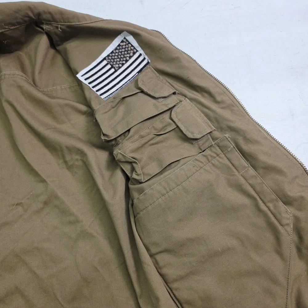 Rothco Lightweight Concealed Carry Jacket Multi Pocket Coyote‎ Tan USA Flag Sz M